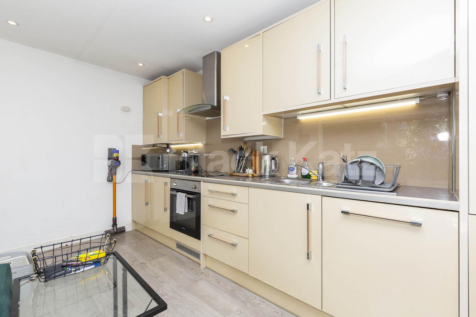 Bright 3 bedroom 2 bathroom property with large patio garden Avenue road, Seven Sisters